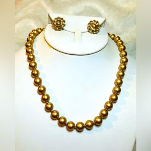 Champagne color help pearl necklace set